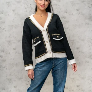 Elegantna jopa z V izrezom