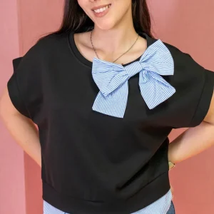Bluza s pentljo
