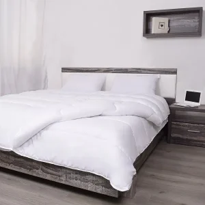 Vsesezonska prešita odeja 200 x 200 cm